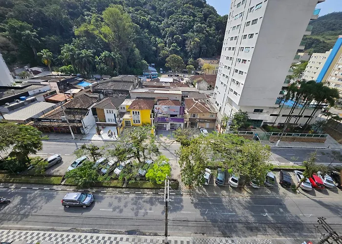 CAP1, Capitania Varam, Pitangueiras, piscina, 100 m da praia, 2 dormitórios, 2 vagas de garagem, temporariamente sem churrasqueira Guarujá